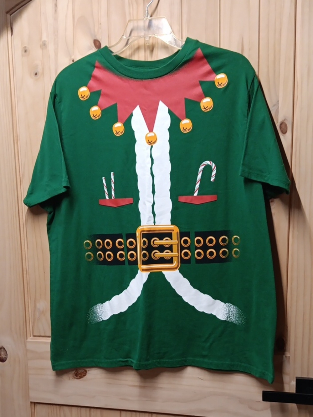 Holiday Time Green Elf Graphic Tee with Red & Gold Accents EUC